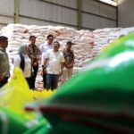 Bapanas dan Pemkab Ponorogo Pastikan Stok serta Kualitas Beras dan Jagung di Gudang Bulog Aman
