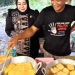 Angkringan Nyah-Nyoh, Cahaya Ketekunan di Bawah Monumen Reog 126 Meter