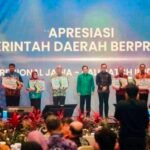 Plt Bupati Lisdyarita Dapat Hadiah Rp 2 M, Terbaik Nasional Layani Akses Pendidikan